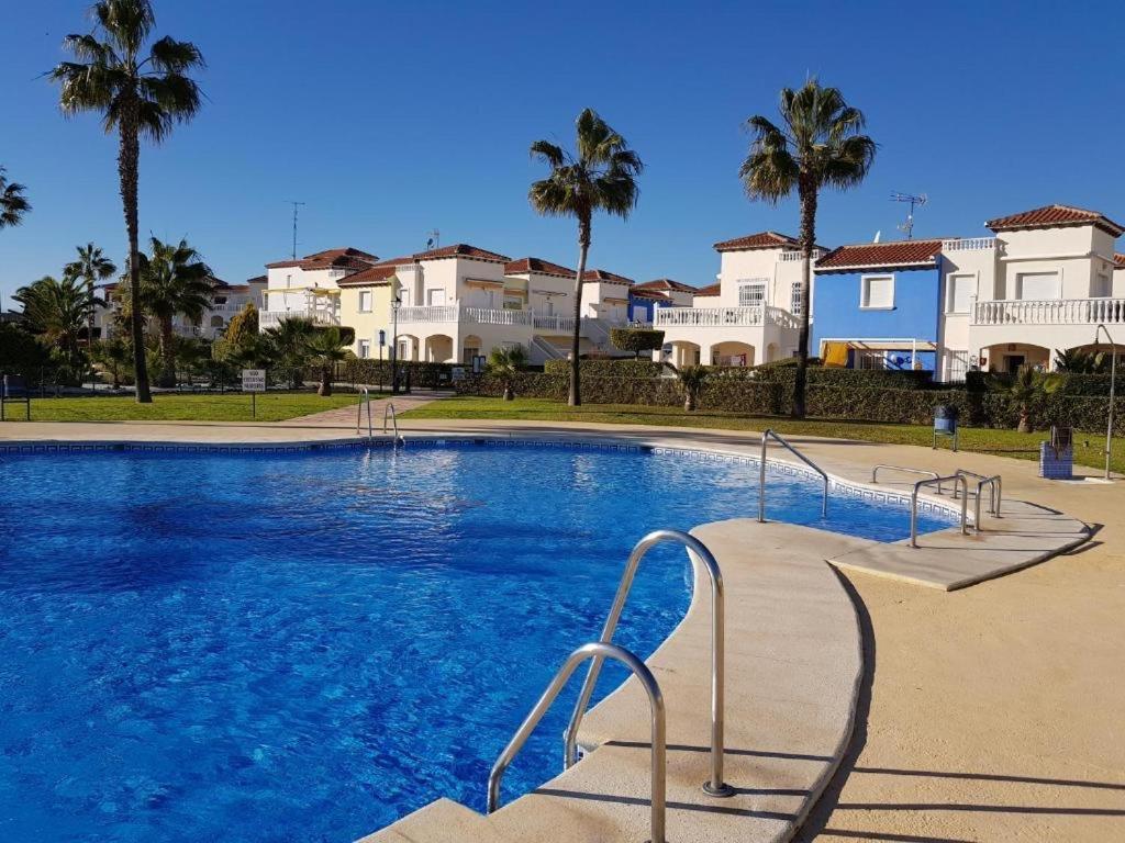 En Zona Nudista Almeria - Oso House