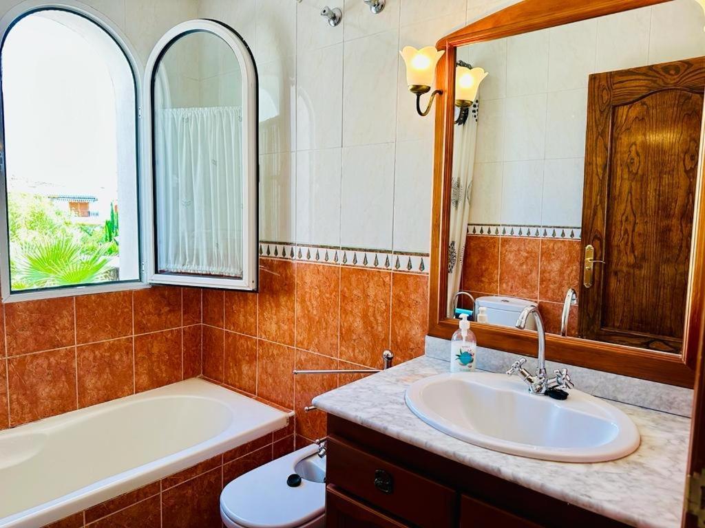 En Zona Nudista Almeria - Oso House Apartment Vera
